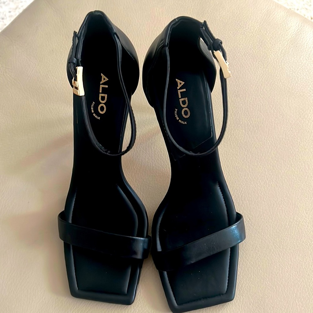 Aldo - Black heels- size 8.5
